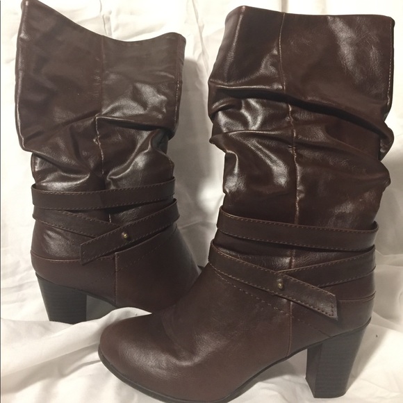 Maurice’s Boots - Picture 1 of 5